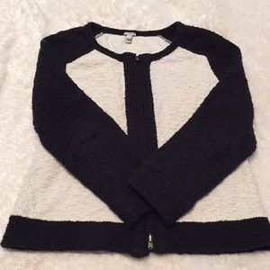 J. Crew black and white sweater with zip size L